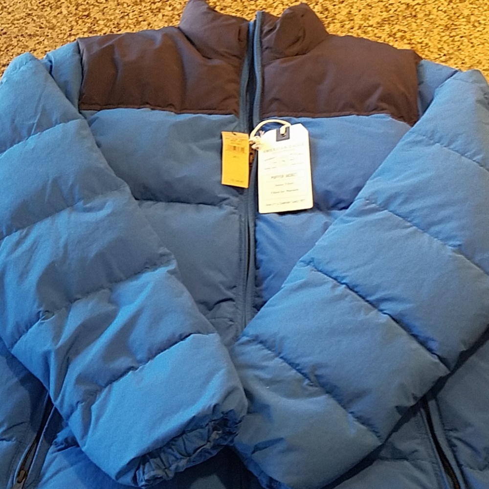American Eagle Mens Puffer jacket